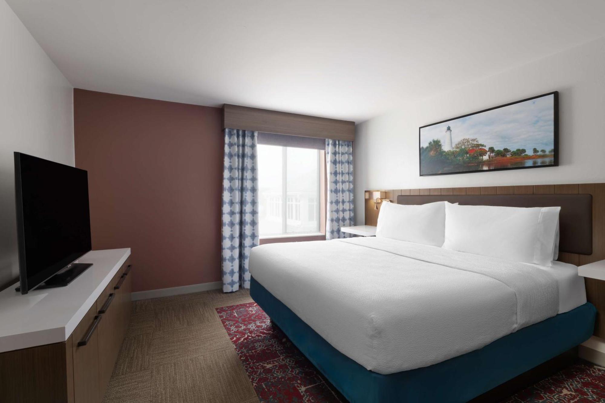 Hilton Garden Hotel 3*